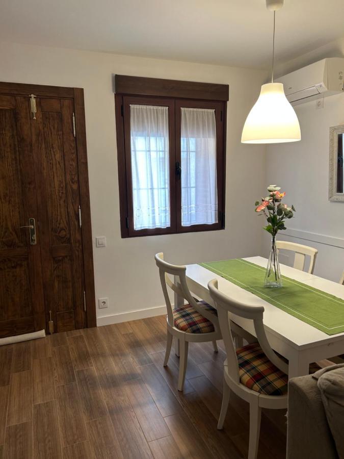 Апартаменти Apartamento Plaza Del Navarro Оропеса Екстер'єр фото
